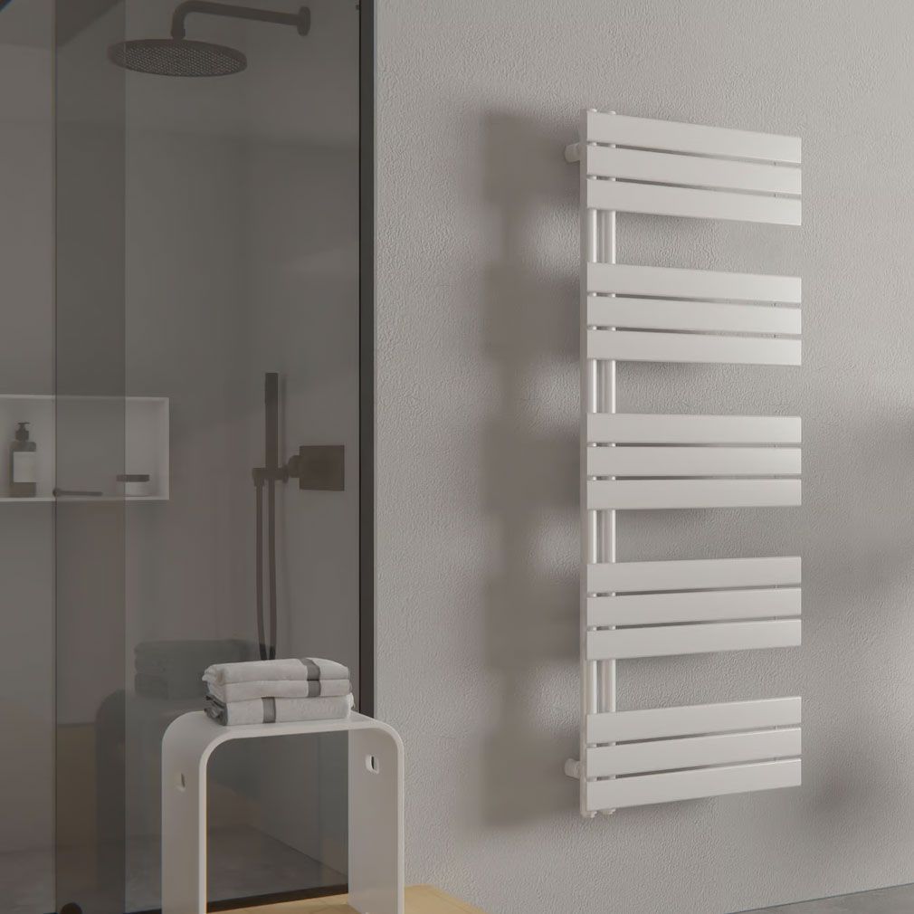 Design Badheizkörper Handtuchwärmer in Weiss