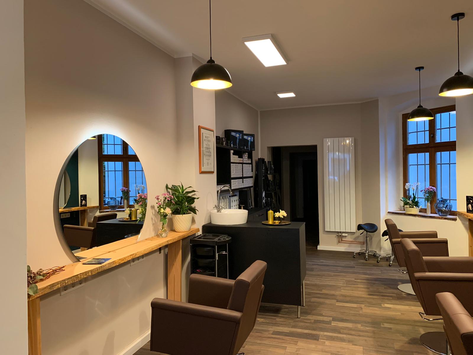Spiegel mit LED - Beleuchtung